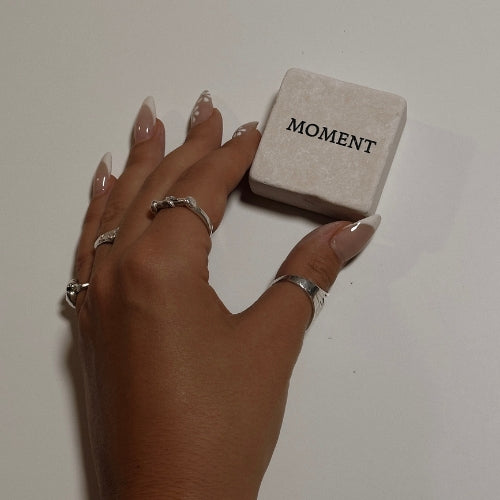 MOMENT
